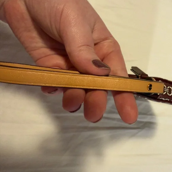 Tory Burch Gemini Wristlet - Picture 9 of 9